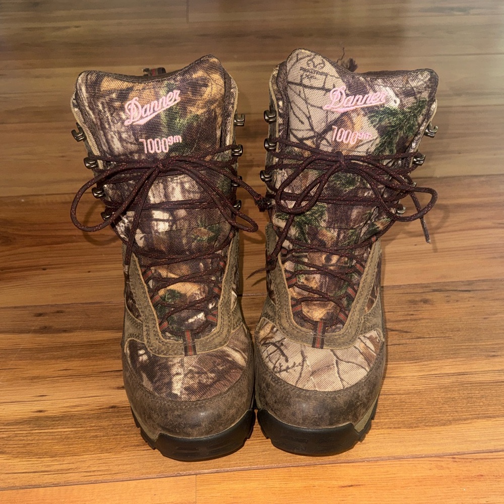 Danner Women's High Ground 8" Realtree Xtra 1000gm Insulated Hunting Boots Sz 7